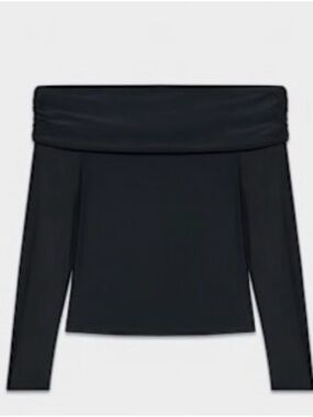 Aritzia - Wilfred Black off the shoulder Black long-sleeve top